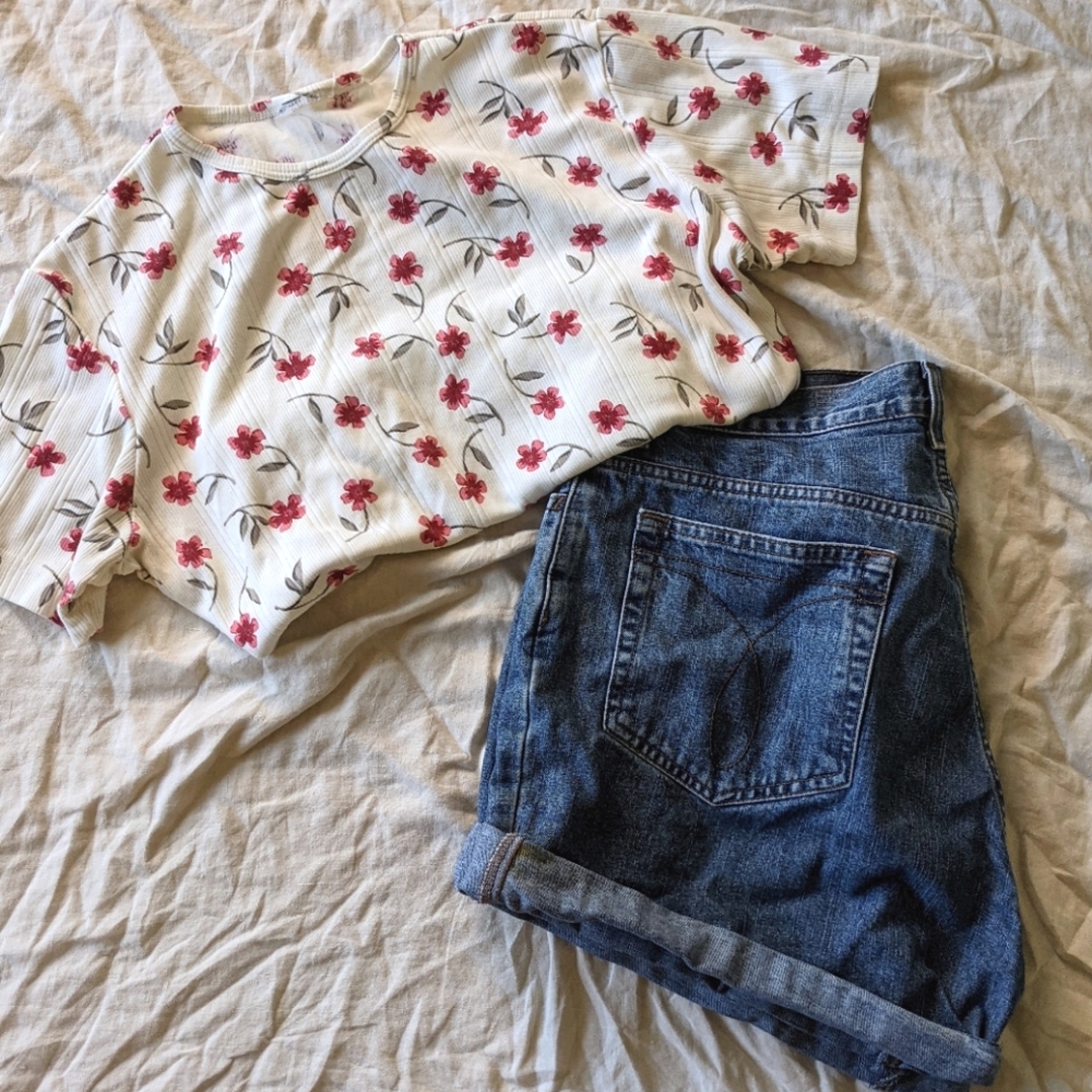Floral Print Y2K Tee